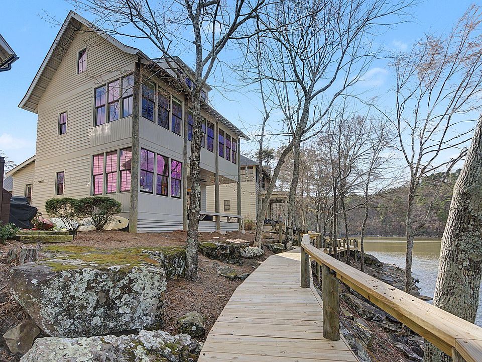 1st image of 204 Turtle Point Dr