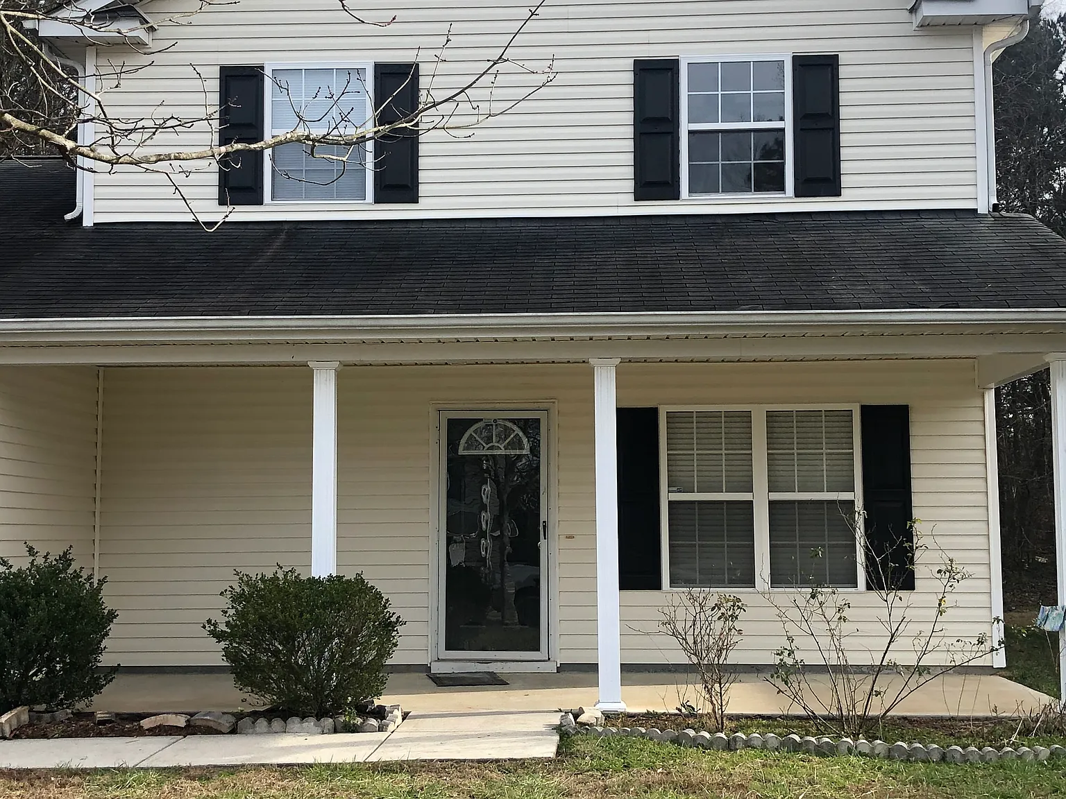 3 bed, 2.5 bath, 1400 sqft, $2,100 — Photo 3