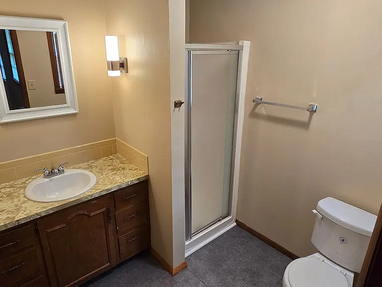 1117 E Rosebrier St — Photo 10