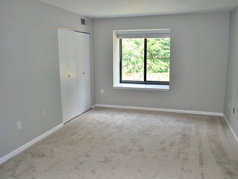 9707 Kings Crown Ct #201 — Photo 10
