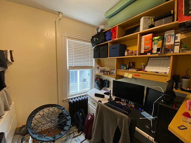 14 Oswald St #2B — Photo 6