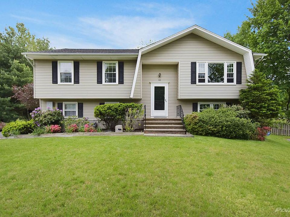 1st image of 46 New England Dr