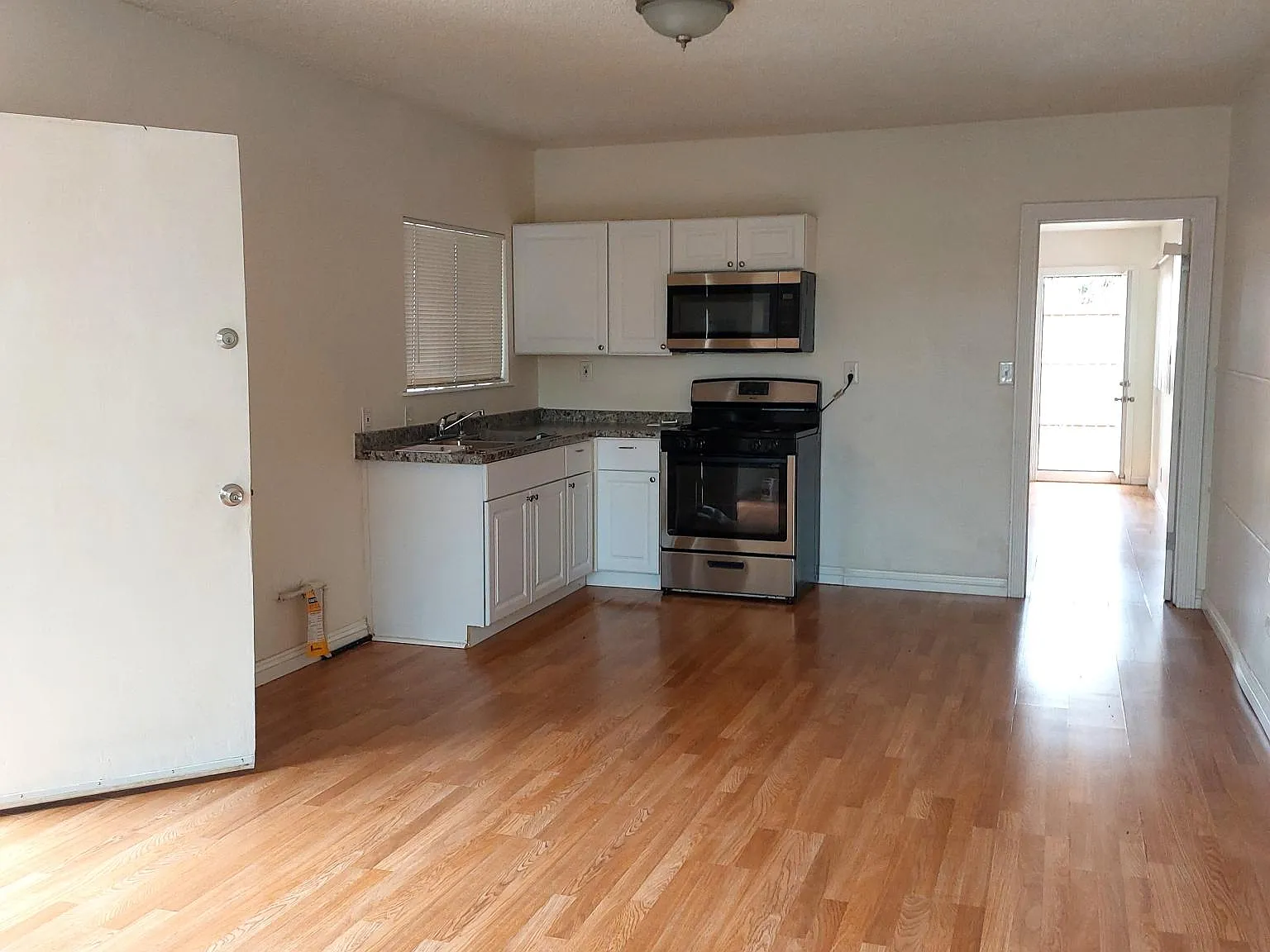 25257 Cottage St — Photo 1