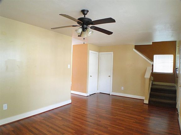 2nd image of 15816 S Alley Ct
