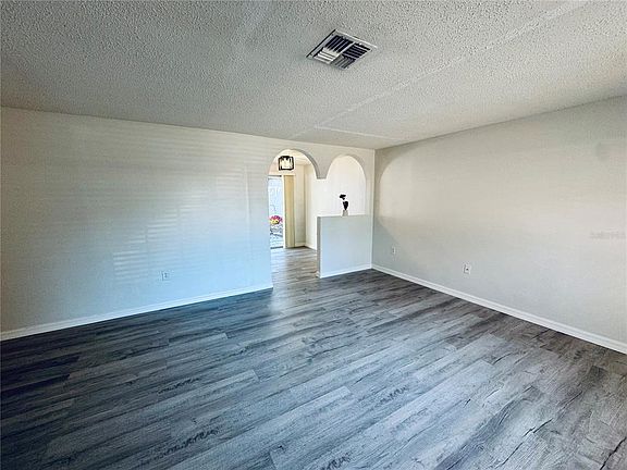 4th image of 7116 Green St #7118