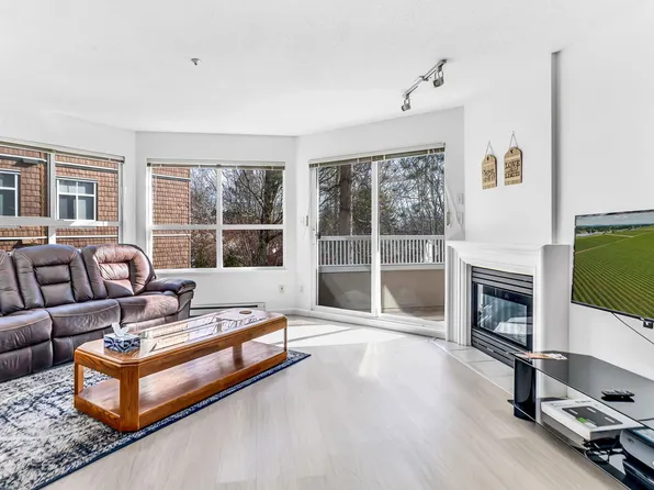 8139 121a St #303, Surrey, BC V3W 0Z2