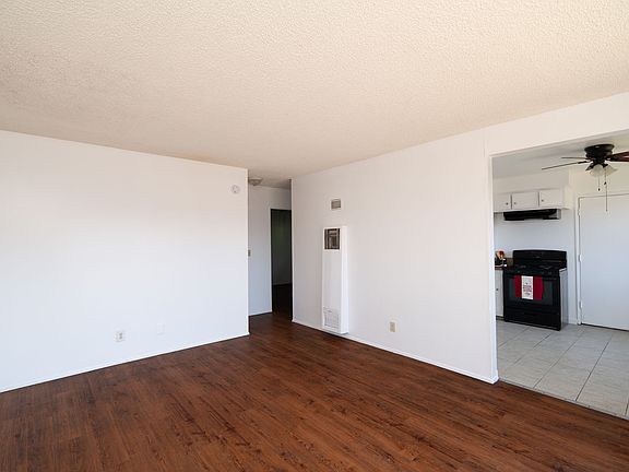 4th image of 12031-12039 Deana St #12031B
