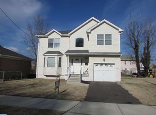214 Lafayette Ave, Hamilton, NJ 08610