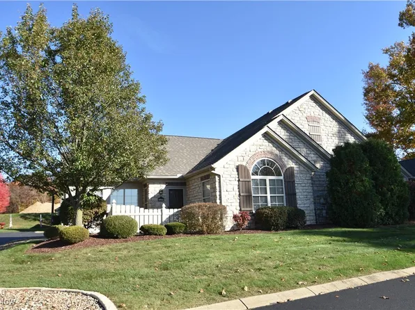 9151 Springfield Rd Unit 1002, Youngstown, OH 44514