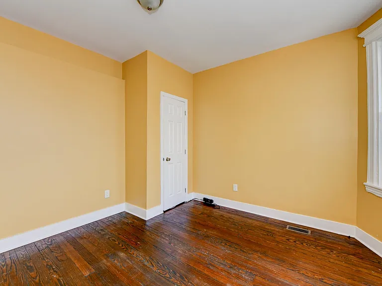 30 Sheffield St #1 — Photo 18