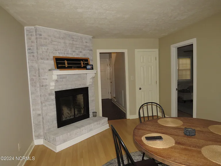 16 Cameron Ln — Photo 17