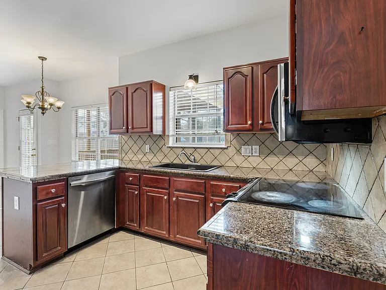 142 Big Ben Ct — Photo 18
