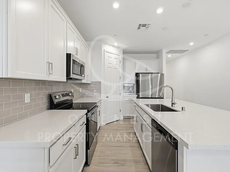 1078 Camomile Dr — Photo 7
