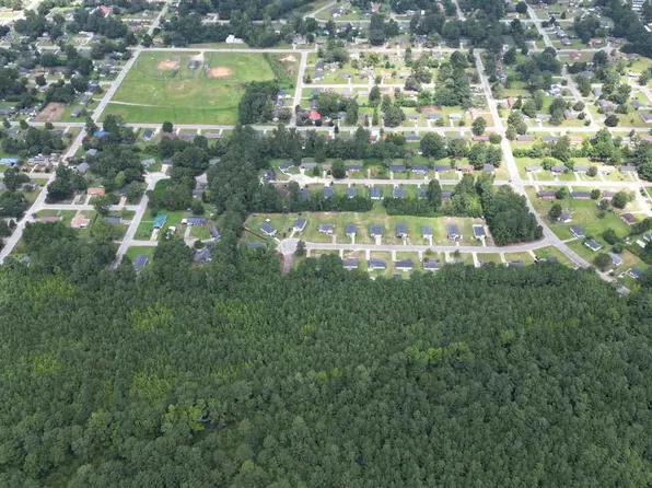 Leigh Ln, Florence, SC 29505