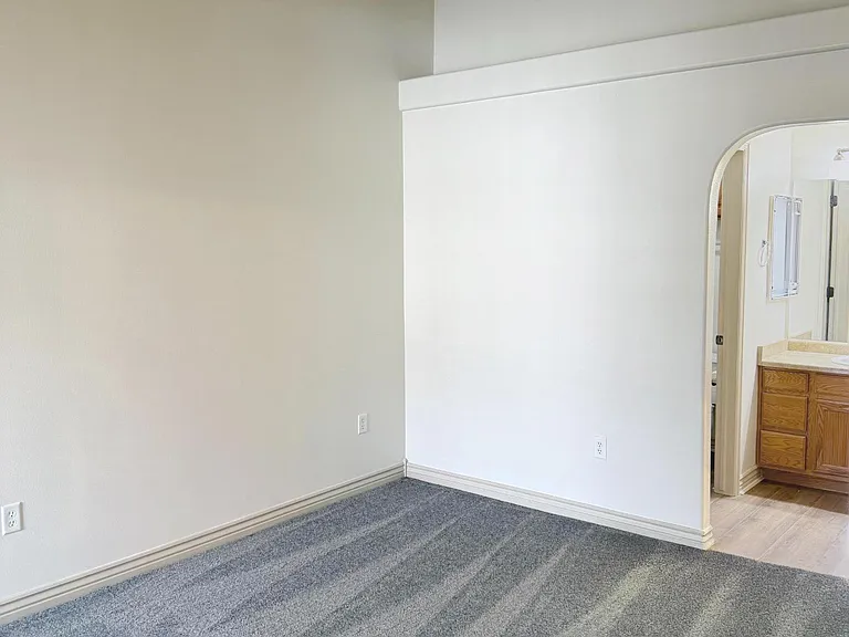 1261 W Dallin Dr #P302 — Photo 7
