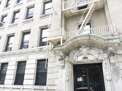 1st image of 545 Edgecombe Ave APT 1C