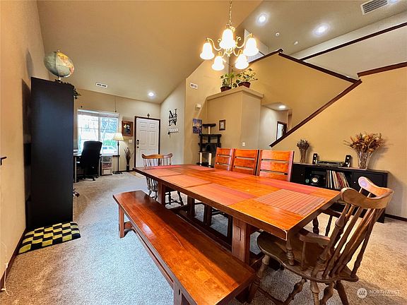 4th image of 11631 55th Avenue NE