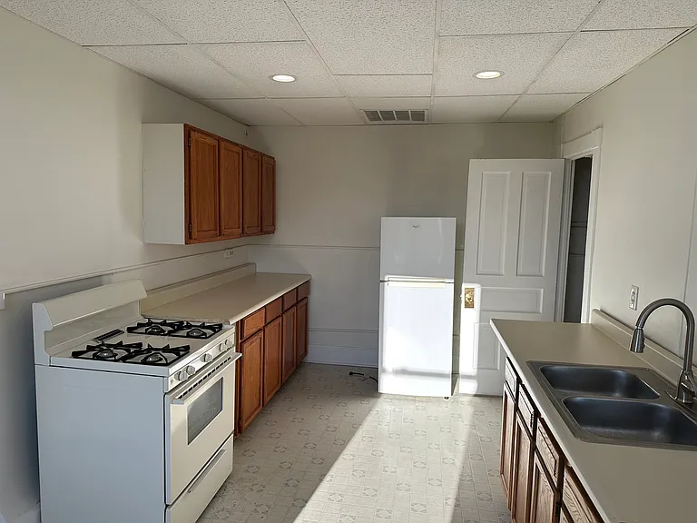 3036 W Maryland St #A — Photo 16
