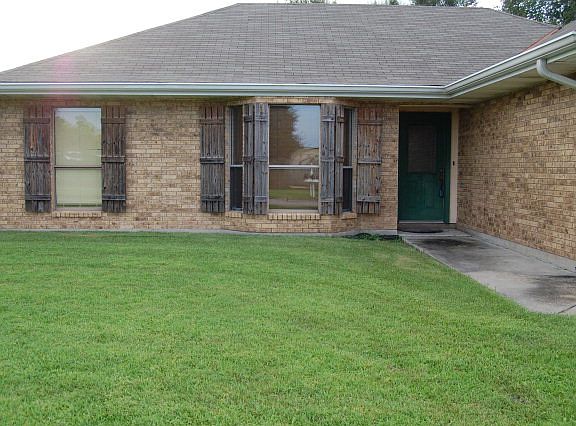 2nd image of 312 Wayside Dr