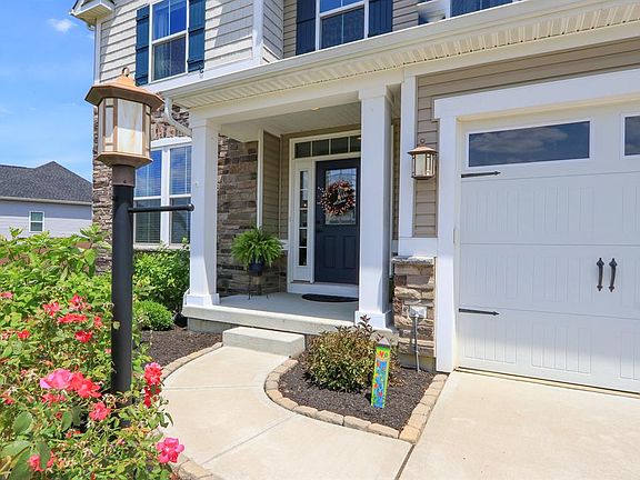 3rd image of 2611 Hartfield Ln