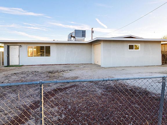 2nd image of 50740 Calle Mendoza