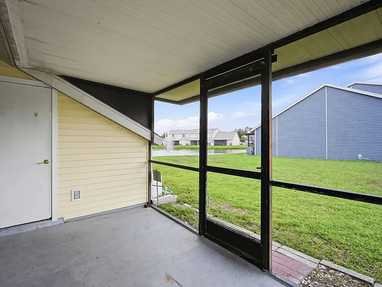 5401 Britwell Ct — Photo 21