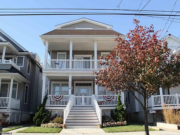 2nd image of 846 1st St