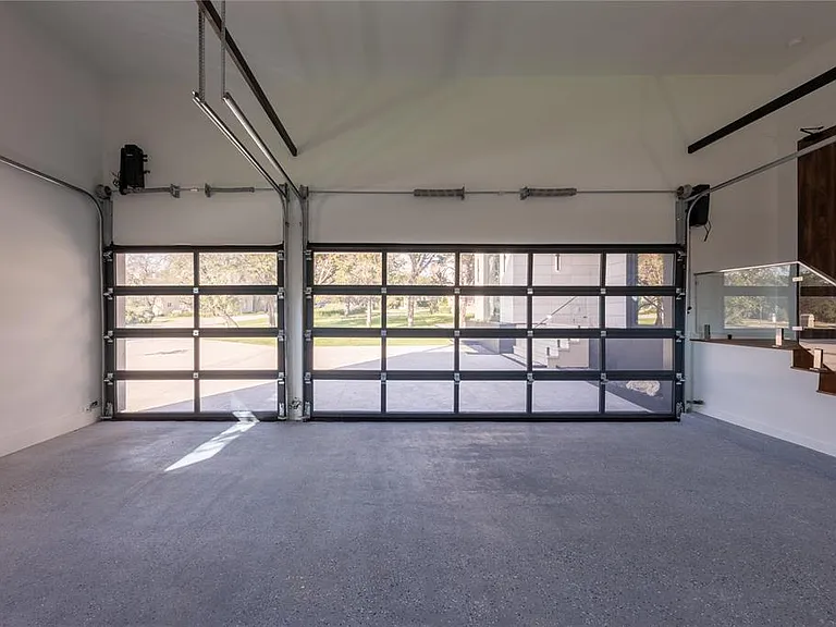 614 Robin Dale Dr — Photo 30