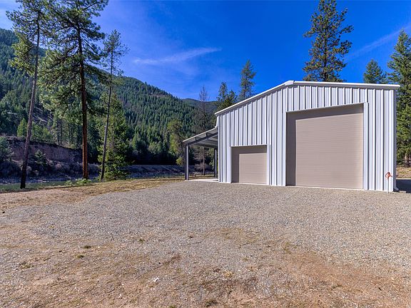 3rd image of 430 Quarter Circle Cross Dr