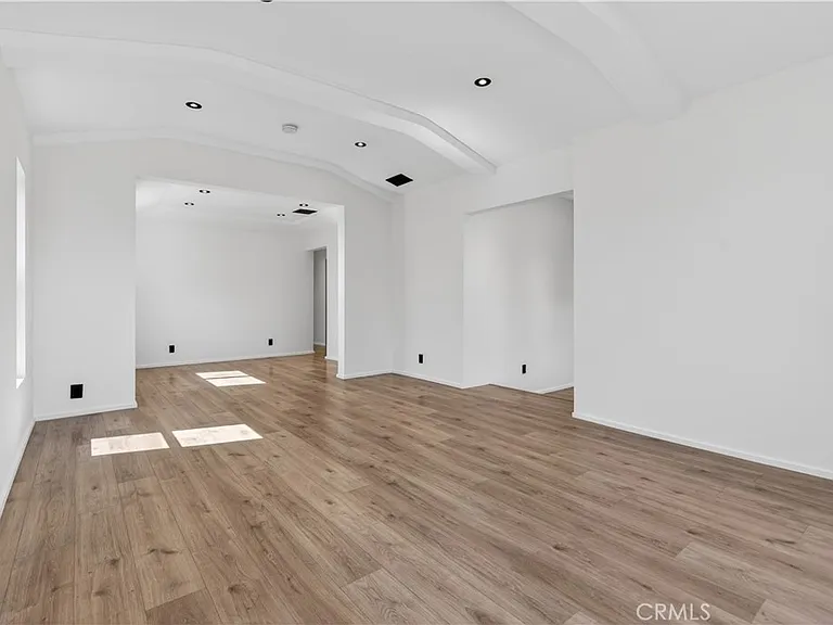 1713 W Alameda Ave — Photo 18