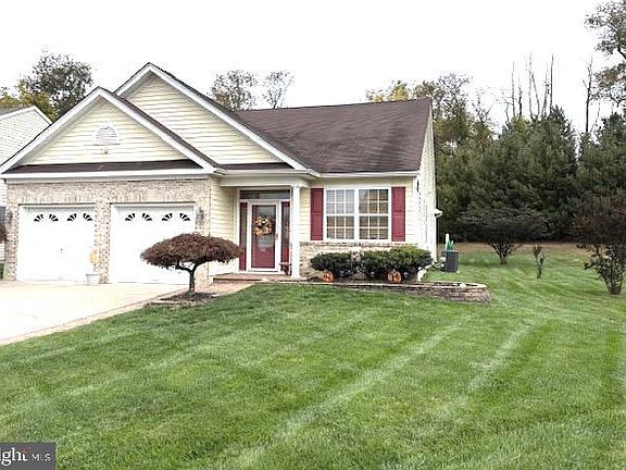 4th image of 43 Caserta Dr
