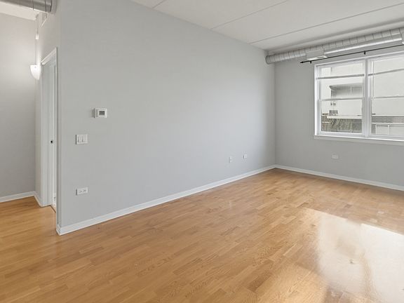 2nd image of 873 N Larrabee St APT 507