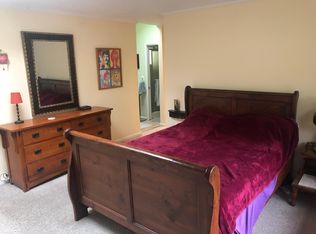 145 Canyon Rd, Fairfax, CA 94930