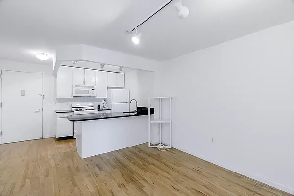 Rented by The Downtown LLC | media 29