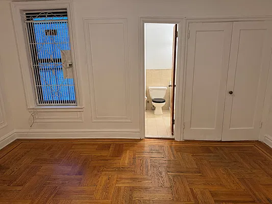 Rented by Joe Gotham LTD | media 3