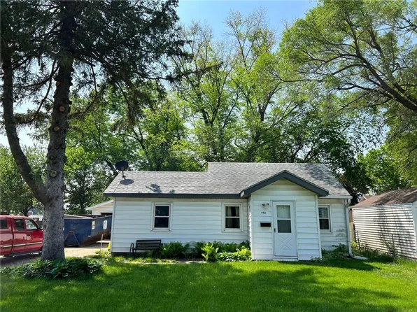 604 Marion St, Des Moines, IA 50315