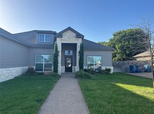 825 Day Star Dr, Hewitt, TX 76643