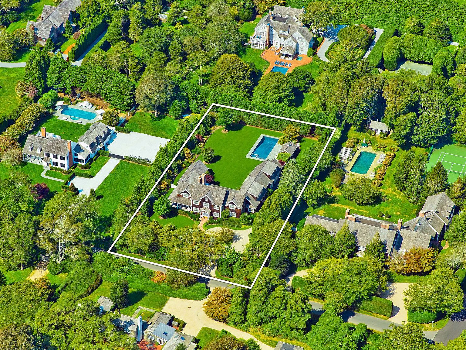 93 Middle Ln, East Hampton, NY 11937 Zillow