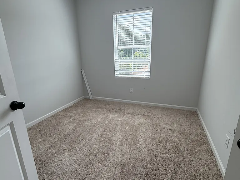900 Cotton Dr SE — Photo 23