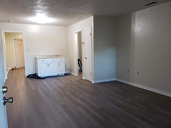 4th image of 3824 NW 45th St #2