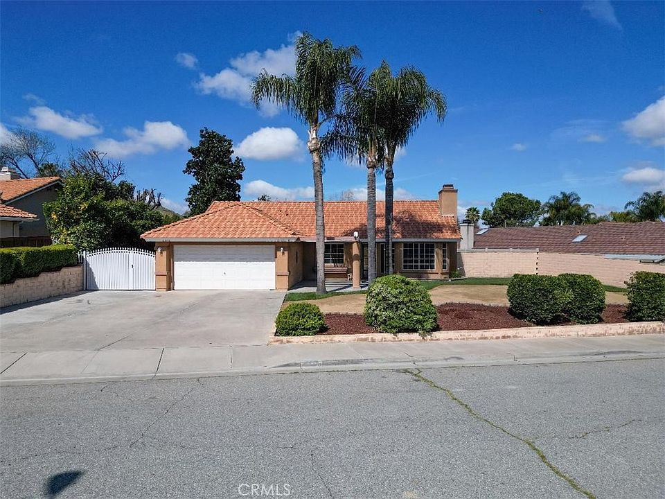 1st image of 2366 Sonoma Dr