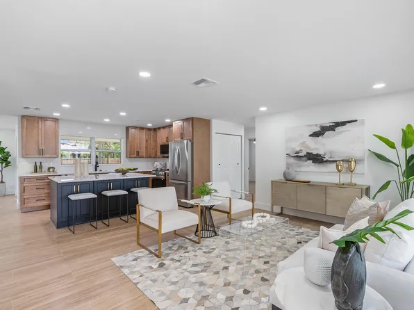 3100 SE 1st Place, Boynton Beach, FL 33435