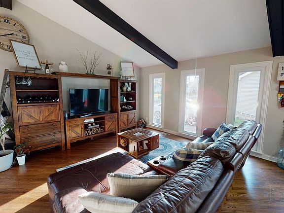 4th image of 410 W Goldsborough St