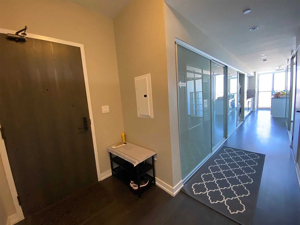 1st image of 426 University Ave #2501