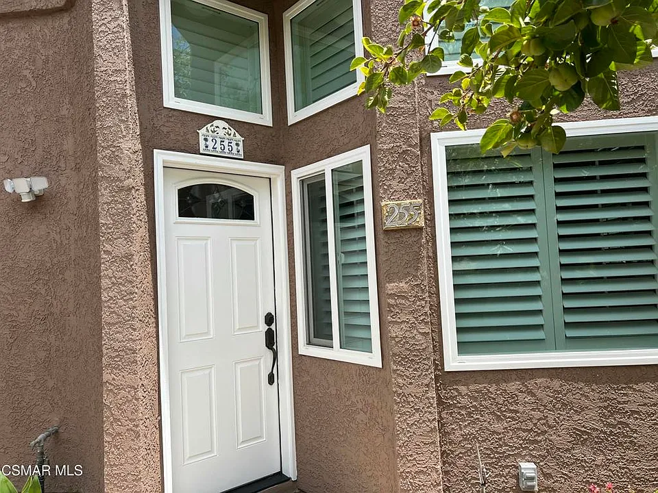 255 Skyline Dr