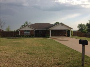 106 Foothill Dr, Poteau, OK 74953