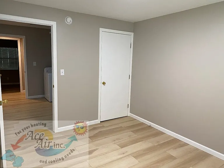 5530 S Newport Ave — Photo 26