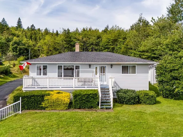 561 Upper Lakeville Rd, Upper Lakeville, NS B0J 1W0