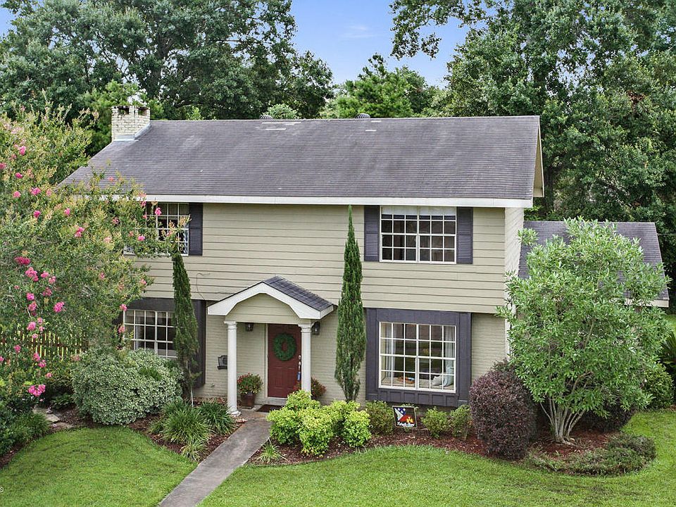 1st image of 301 Ayreshire Dr