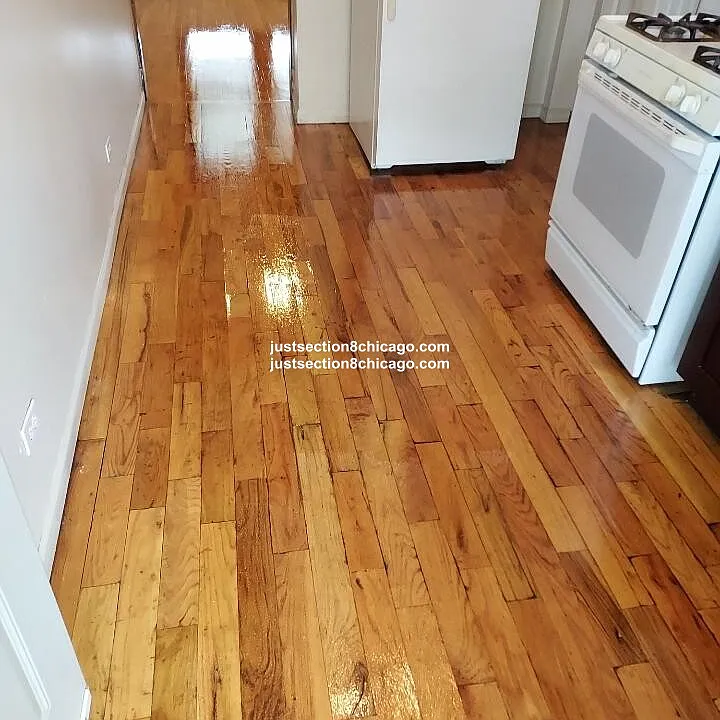 1001 N Lamon Ave #2